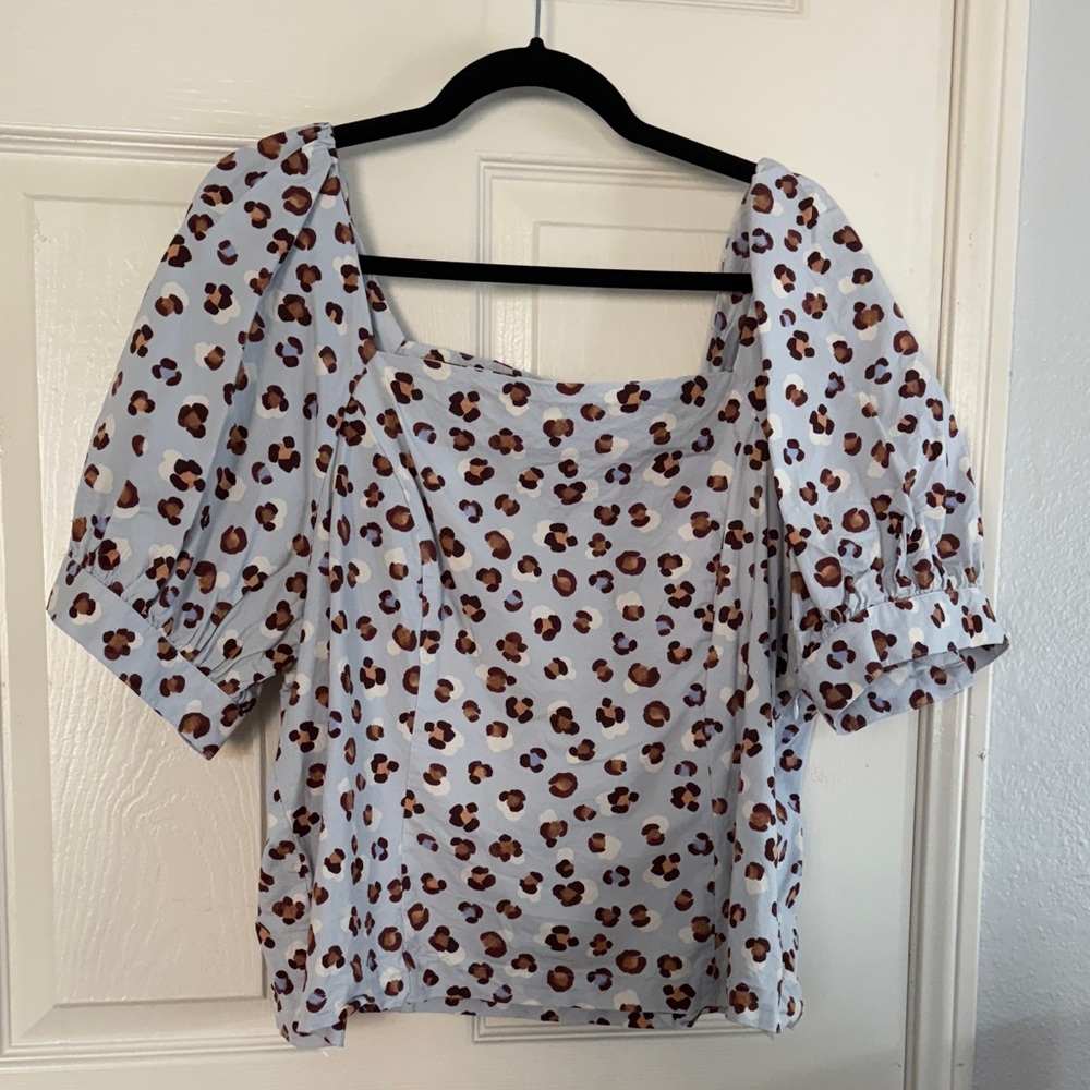 Ann Taylor Stylish Leopard Print Women's Top
